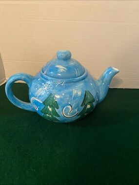 GANZ Hand Painted Festive Winter Wonderland Design Teapot